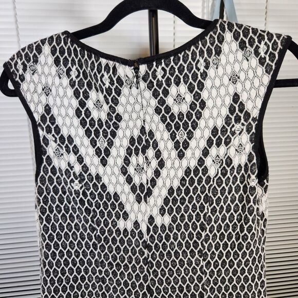 LOFT $70 Size 6 Sleeveless Black White Honey Comb Rayon Blend Sweater Dress - Picture 5 of 11